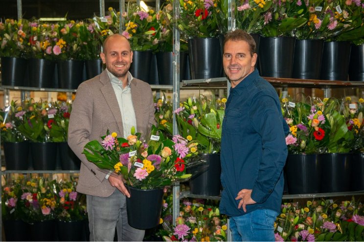 Sierteeltbedrijven gaan nauwer samenwerken Sierteeltbedrijven gaan nauwer samenwerken
