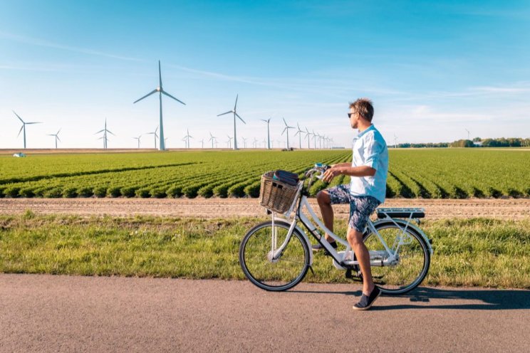 Zon- en windenergie groeit sneller dan ooit Zon- en windenergie groeit sneller dan ooit