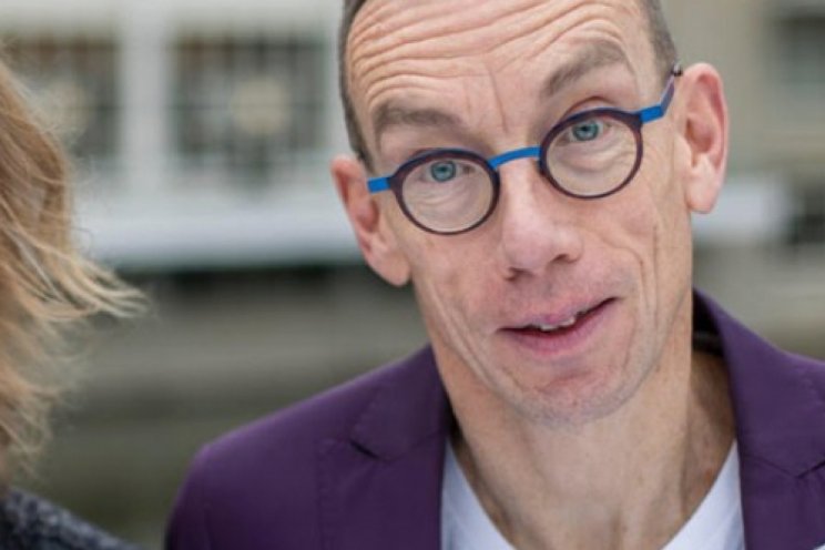 Om 12.00 uur KAS Live! met... Dolf Jansen Om 12.00 uur KAS Live! met... Dolf Jansen