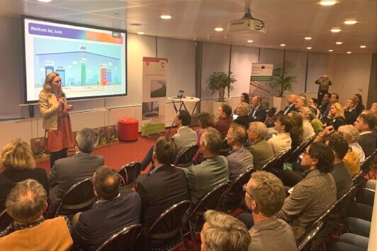 'Samenwerken aan oplossingen energie' 'Samenwerken aan oplossingen energie'