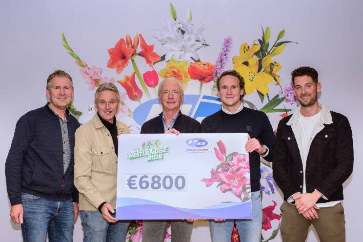 Onings haalt € 6.800 op Onings haalt € 6.800 op