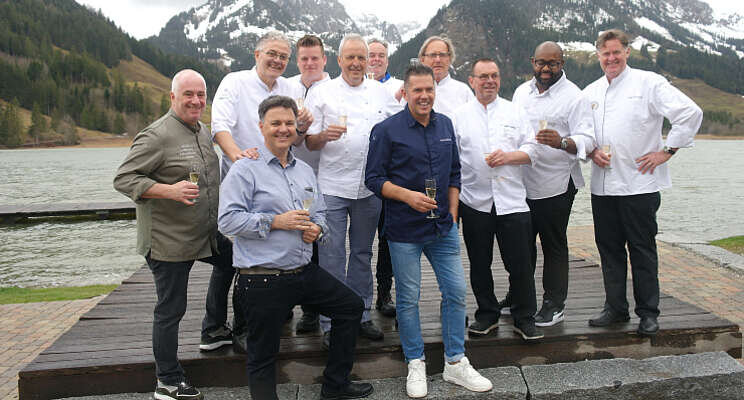 'Asperge bedevaart' naar Zwitserland succesvol 'Asperge bedevaart' naar Zwitserland succesvol