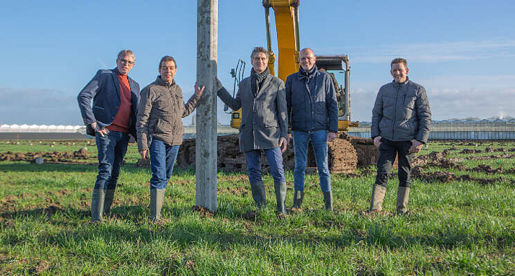 Deliflor Hoogveld bouwt bewortelingsbedrijf Deliflor Hoogveld bouwt bewortelingsbedrijf
