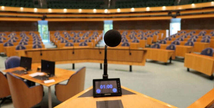 Motie over middelenpakket aangenomen in Kamer Motie over middelenpakket aangenomen in Kamer